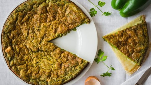 NAJLEPŠA PITA KOJA SE ZAČAS SPREMA! Zeljanica bez kora NAJLEPŠA PITA KOJA SE ZAČAS SPREMA! Zeljanica bez kora