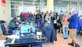 STUDENTI POSETILI NAŠU REDAKCIJU: Novosti su pouzdan svedok vremena STUDENTI POSETILI NAŠU REDAKCIJU: Novosti su pouzdan svedok vremena