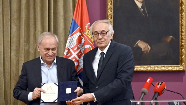 ЗАШТИТА НАСЛЕЂА ГЕНЕРАЦИЈА БУДУћНОСТИ: Државни архив Србије поводом 125 година постојања доделио признања заслужнима ЗАШТИТА НАСЛЕЂА ГЕНЕРАЦИЈА БУДУћНОСТИ: Државни архив Србије поводом 125 година постојања доделио признања заслужнима