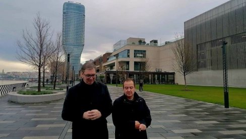 PRVI POSTIZBORNI RAZGOVOR O VAŽNIM TEMAMA: Vučić objavio fotografiju sa Dačićem - Nije mnogo kasnio... (FOTO)