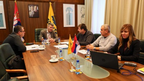 DIREKTOR POŠTA SRBIJE NA SASTANKU: O Aneksu Kolektivnog ugovora sa predstavnicima Vlade i reprezentativnim sindikatima DIREKTOR POŠTA SRBIJE NA SASTANKU: O Aneksu Kolektivnog ugovora sa predstavnicima Vlade i reprezentativnim sindikatima