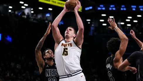 JOKIĆ ODIGRAO MAESTRALAN MEČ: Srbin dabl-dablom srušio Bruklin posle drame (FOTO/VIDEO) JOKIĆ ODIGRAO MAESTRALAN MEČ: Srbin dabl-dablom srušio Bruklin posle drame (FOTO/VIDEO)