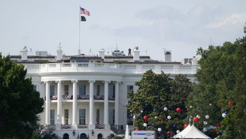 TRKA ZA BELU KUĆU BOLJA OD TRILERA: U Sjedinjenim Američkim Državama 5. novembra dogodine glasaće se za novog predsednika TRKA ZA BELU KUĆU BOLJA OD TRILERA: U Sjedinjenim Američkim Državama 5. novembra dogodine glasaće se za novog predsednika