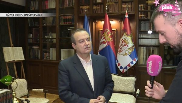 ДАЧИЋ НАКОН САВЕТА ЗА НАЦИОНАЛНУ БЕЗБЕДНОСТ: Размењене су информације о утицају страних фактора што је очигледно ДАЧИЋ НАКОН САВЕТА ЗА НАЦИОНАЛНУ БЕЗБЕДНОСТ: Размењене су информације о утицају страних фактора што је очигледно