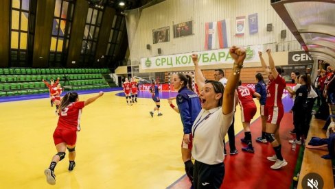 JAGODINKE OSVOJILE „SVESRPSKI KUP“: Rukometašicama ŽORK sva četiri trofeja (FOTO) JAGODINKE OSVOJILE „SVESRPSKI KUP“: Rukometašicama ŽORK sva četiri trofeja (FOTO)