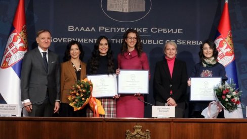 DODELJENE NAGRADE ANI DOBROTI, ISIDORI KEŠELJ I MILICI RADAKOVIĆ: Tri naučnice krče put damama u nauci DODELJENE NAGRADE ANI DOBROTI, ISIDORI KEŠELJ I MILICI RADAKOVIĆ: Tri naučnice krče put damama u nauci