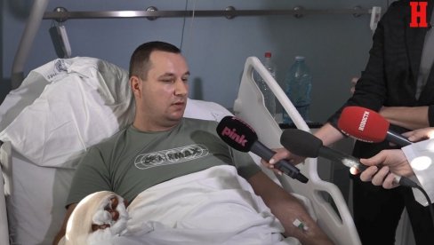 ПОЛИЦАЈАЦ ВЛАДИМИР ЗА НОВОСТИ ИЗ БОЛНИЧКЕ ПОСТЕЉЕ: Ударали су ме металном шипком док сам бранио Скупштину града (ВИДЕО) ПОЛИЦАЈАЦ ВЛАДИМИР ЗА НОВОСТИ ИЗ БОЛНИЧКЕ ПОСТЕЉЕ: Ударали су ме металном шипком док сам бранио Скупштину града (ВИДЕО)