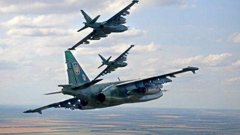 DRAMATIČAN SNIMAK Trenutak uništenja Su-25: Iskusni ukrajinski pilot nije imao šansu (VIDEO)