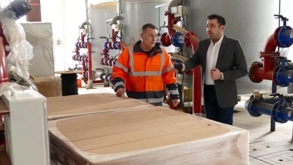 НОВО ПОСТРОЈЕЊЕ У РЕКОНСТРУИСАНОЈ ФАБРИЦИ ВОДЕ РЕШИЋЕ ПРОБЛЕМЕ У ОЏАЦИМА Стиже вода без каменца НОВО ПОСТРОЈЕЊЕ У РЕКОНСТРУИСАНОЈ ФАБРИЦИ ВОДЕ РЕШИЋЕ ПРОБЛЕМЕ У ОЏАЦИМА Стиже вода без каменца