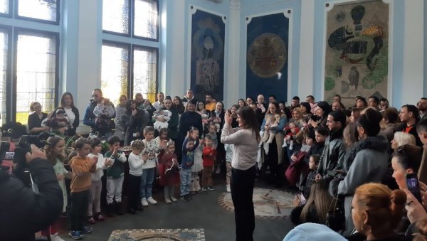 ОД ВИДОВДАНА У КРУШЕВЦУ РОЂЕНЕ 102 БЕБЕ У ПОРОДИЦАМА, КОЈЕ СУ ВЕЋ ИМАЛЕ ДВОЈЕ ДЕЦЕ: Повећан број новорођенчади од прошле године ОД ВИДОВДАНА У КРУШЕВЦУ РОЂЕНЕ 102 БЕБЕ У ПОРОДИЦАМА, КОЈЕ СУ ВЕЋ ИМАЛЕ ДВОЈЕ ДЕЦЕ: Повећан број новорођенчади од прошле године