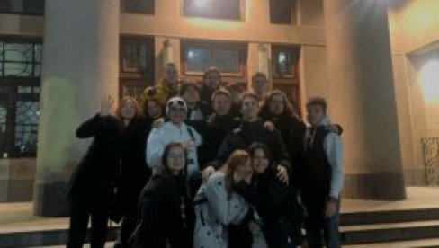 NAJBOLJI GOVORNIK SA FON: Uspeh studenata na početničkom deabtanom turniru Decembarac NAJBOLJI GOVORNIK SA FON: Uspeh studenata na početničkom deabtanom turniru Decembarac