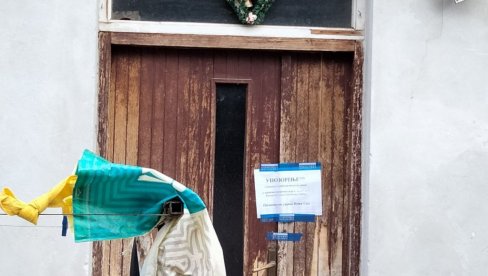 OVO JE MESTO ZLOČINA U TEMERINU Komšije u šoku: Čovek kog je ubio sin bio je dobar i miran (FOTO) OVO JE MESTO ZLOČINA U TEMERINU Komšije u šoku: Čovek kog je ubio sin bio je dobar i miran (FOTO)