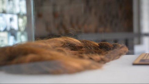 OVO JE KIKA UBIJENE KRUŠEVLJANKE: Streljali su je bez milosti (FOTO) OVO JE KIKA UBIJENE KRUŠEVLJANKE: Streljali su je bez milosti (FOTO)