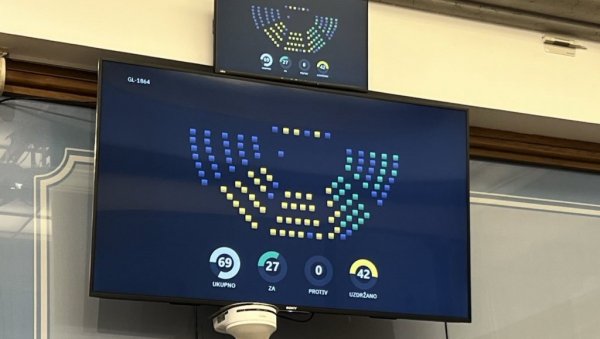 ЦРНОГОРСКИ ПРОСВЕТАРИ БЕЗ ПОВИШИЦЕ:Повећање плата ван буџета за 2024. спремају се тужбе и штрајк ЦРНОГОРСКИ ПРОСВЕТАРИ БЕЗ ПОВИШИЦЕ:Повећање плата ван буџета за 2024. спремају се тужбе и штрајк