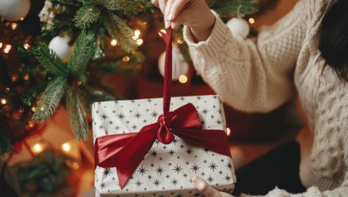 OVAKO ĆE HOROSKOPSKI ZNACI PROSLAVITI PRAZNIKE: Svako ima svoj smisao sreće OVAKO ĆE HOROSKOPSKI ZNACI PROSLAVITI PRAZNIKE: Svako ima svoj smisao sreće