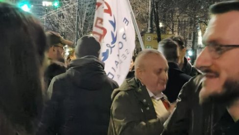 BUGAJSKI OKOM - ĐILASOVCI SKOKOM: Posle pretnji Srbiji konačno otkriven pravi moto protesta - novi Majdan BUGAJSKI OKOM - ĐILASOVCI SKOKOM: Posle pretnji Srbiji konačno otkriven pravi moto protesta - novi Majdan