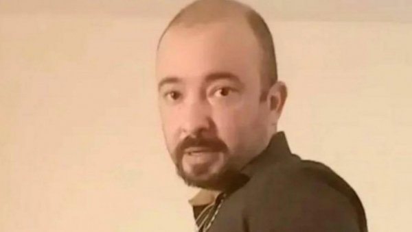 ОПАСНИ ТЕРОРИСТА УХАПШЕН У СРПСКОЈ: Користио се лажним именима, а познат је по томе што велича Хитлера и нацисте ОПАСНИ ТЕРОРИСТА УХАПШЕН У СРПСКОЈ: Користио се лажним именима, а познат је по томе што велича Хитлера и нацисте