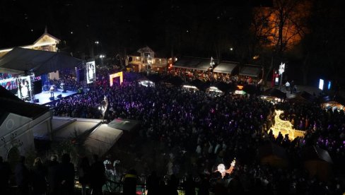 FEŠTA NA TRGU KULTURE: Doček Nove godine u Vrnjačkoj Banji FEŠTA NA TRGU KULTURE: Doček Nove godine u Vrnjačkoj Banji