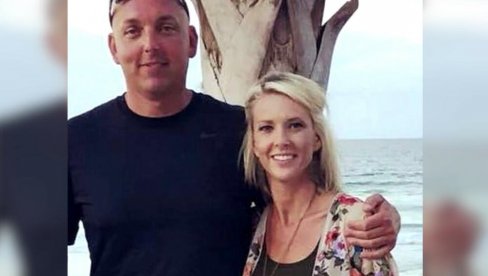 OTIŠLA U BOLNICU ZBOG KAMENA U BUBREGU, ODSEKLI JOJ RUKE I NOGE: Teška životna priča medicinske sestre iz Kentakija (FOTO) OTIŠLA U BOLNICU ZBOG KAMENA U BUBREGU, ODSEKLI JOJ RUKE I NOGE: Teška životna priča medicinske sestre iz Kentakija (FOTO)