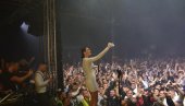 RASPLAKALI SU ME: Katarini Grujić šest hiljada pevalo Beograđanko mala (FOTO) RASPLAKALI SU ME: Katarini Grujić šest hiljada pevalo Beograđanko mala (FOTO)