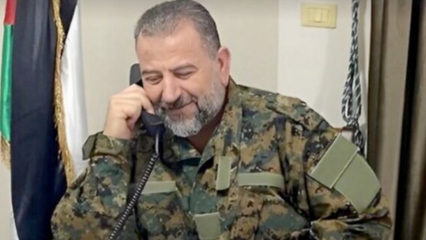 АРУРИЈЕВА ГЛАВА ВРЕДЕЛА ПЕТ МИЛИОНА ДОЛАРА: Стејт департмент га прогласио за терористу пре него што је ликвидиран (ФОТО) АРУРИЈЕВА ГЛАВА ВРЕДЕЛА ПЕТ МИЛИОНА ДОЛАРА: Стејт департмент га прогласио за терористу пре него што је ликвидиран (ФОТО)