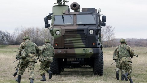 POGLEDAJTE – SRPSKI ARTILJERCI NA NORI B-52: Obuka borbenih posluga na savremenim artiljerijskim sredstvima POGLEDAJTE – SRPSKI ARTILJERCI NA NORI B-52: Obuka borbenih posluga na savremenim artiljerijskim sredstvima