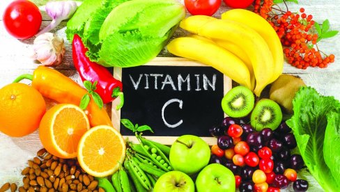 GOJITE SE, SUVA VAM JE KOŽA? Proverite da vam ne fali vitamin C, ovo je sedam znakova da imate manjak GOJITE SE, SUVA VAM JE KOŽA? Proverite da vam ne fali vitamin C, ovo je sedam znakova da imate manjak