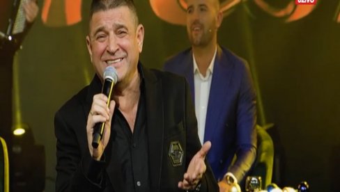 PTICO MOJA, BIJELI LABUDE: Baja Mali Knindža prvi put o pesmi koja je zaludela ceo Balkan PTICO MOJA, BIJELI LABUDE: Baja Mali Knindža prvi put o pesmi koja je zaludela ceo Balkan