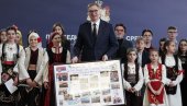 NAJLEPŠI POKLON: Pogledajte šta su deca iz Severne Makedonije uručila Vučiću (FOTO) NAJLEPŠI POKLON: Pogledajte šta su deca iz Severne Makedonije uručila Vučiću (FOTO)