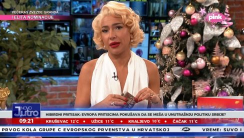 SKANDAL U STUDIJU NA BADNJI DAN: Gost spustio Jovanu Jeremić, ona mu odgovorila - A što ti preuzimaš moju ulogu? SKANDAL U STUDIJU NA BADNJI DAN: Gost spustio Jovanu Jeremić, ona mu odgovorila - A što ti preuzimaš moju ulogu?