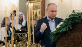 ПУТИН ЧЕСТИТАО БОЖИЋ: Ово је пожелео свима који славе најрадосниј хришћански празник (ФОТО) ПУТИН ЧЕСТИТАО БОЖИЋ: Ово је пожелео свима који славе најрадосниј хришћански празник (ФОТО)