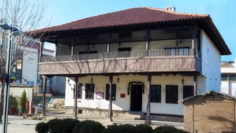 DOM KNEZA MILOŠA VRAĆEN VLASNICIMA: Istekao zakonski rok u kom je Narodni muzej Kruševca mogao da koristi Kuću Simića DOM KNEZA MILOŠA VRAĆEN VLASNICIMA: Istekao zakonski rok u kom je Narodni muzej Kruševca mogao da koristi Kuću Simića