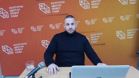 BIBLIJA JE IZDRŽLJIVIJA OD KAMENA: Teolog Goran Šarić o knjizi nad knjigama (VIDEO) BIBLIJA JE IZDRŽLJIVIJA OD KAMENA: Teolog Goran Šarić o knjizi nad knjigama (VIDEO)