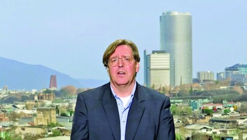 ILUZIJE O DEMOKRATIJI U EVROPSKOJ UNIJI: Simulirana sloboda štampe - mediji upravljaju čovekovim mislima ILUZIJE O DEMOKRATIJI U EVROPSKOJ UNIJI: Simulirana sloboda štampe - mediji upravljaju čovekovim mislima