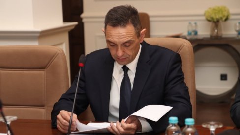 VULIN PORUČIO: Kada god je Nemačka pokazivala brigu za Srbiju, to se nije završavalo dobro VULIN PORUČIO: Kada god je Nemačka pokazivala brigu za Srbiju, to se nije završavalo dobro