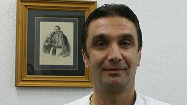 У ПЕТАК ОДЛУКА О ШТРАЈКУ: Црногорски медицинари траже да им се повећају зараде У ПЕТАК ОДЛУКА О ШТРАЈКУ: Црногорски медицинари траже да им се повећају зараде