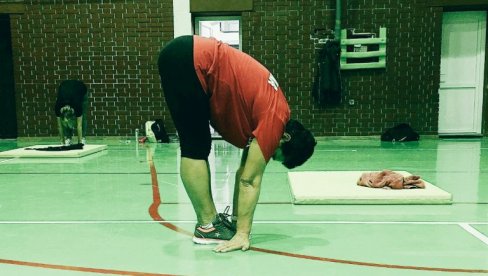 POGLEDAJTE ŠTA RADI OVA SUPER BAKA: Danica Vlahović na pragu 9. decenije drži časove aerobika, a na energiji samo mogu da joj zavide (FOTO) POGLEDAJTE ŠTA RADI OVA SUPER BAKA: Danica Vlahović na pragu 9. decenije drži časove aerobika, a na energiji samo mogu da joj zavide (FOTO)