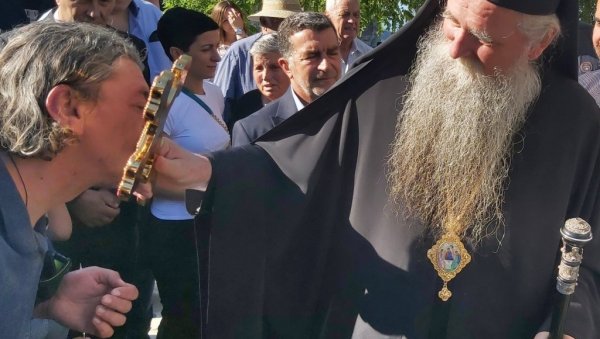 РЕЛИГИЈА ПО ИЗБОРУ: Ништа од повратка веронауке у школе, довољно је заступљена, сматрају у Министарству просвете РЕЛИГИЈА ПО ИЗБОРУ: Ништа од повратка веронауке у школе, довољно је заступљена, сматрају у Министарству просвете