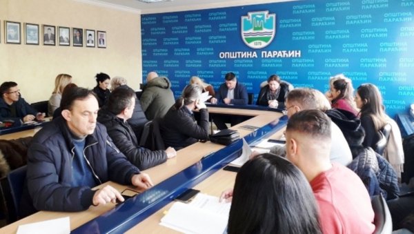 ЗАСЕДАО ПРИВРЕМЕНИ ОРГАН ОПШТИНЕ ПАРАЋИН: Одлучено о датуму конститутивне седнице СО ЗАСЕДАО ПРИВРЕМЕНИ ОРГАН ОПШТИНЕ ПАРАЋИН: Одлучено о датуму конститутивне седнице СО