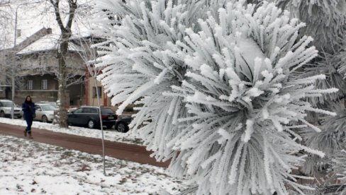 RHMZ IZDAO DVA HITNA UPOZORENJA: Upaljeni meteoalarmi u celoj Srbiji, ovoga se posebno čuvajte