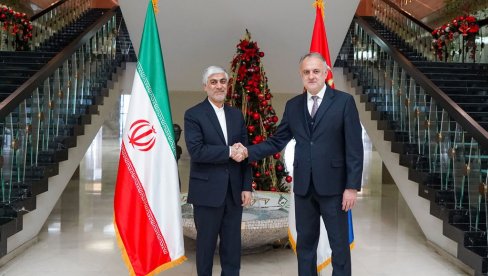 SRBIJA I IRAN IGRAJU FUDBALSKU UTAKMICU? Ministri Gajić i Hašemi potpisali Memorandum o razumevanju u oblasti sporta