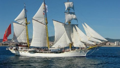 ЈАДРАН ЈЕ ЦРНОГОРСКИ: Министар војни Црне Горе послао Хрватима јасну поруку о власништву над школским бродом ЈАДРАН ЈЕ ЦРНОГОРСКИ: Министар војни Црне Горе послао Хрватима јасну поруку о власништву над школским бродом