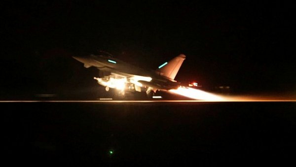 СПРЕМНИ СМО ЗА РАТ СА САД: Хути најавили - Јемен ће постати гробље Американаца СПРЕМНИ СМО ЗА РАТ СА САД: Хути најавили - Јемен ће постати гробље Американаца