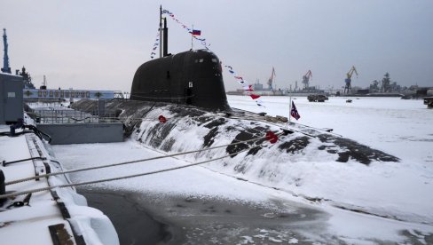 NI POD KOJIM USLOVIMA NE SPUŠTAJTE ZASTAVU PRED NEPRIJATELJEM: Ruska mornarica dobila novu podmornicu ubicu iz dubina (VIDEO) NI POD KOJIM USLOVIMA NE SPUŠTAJTE ZASTAVU PRED NEPRIJATELJEM: Ruska mornarica dobila novu podmornicu ubicu iz dubina (VIDEO)