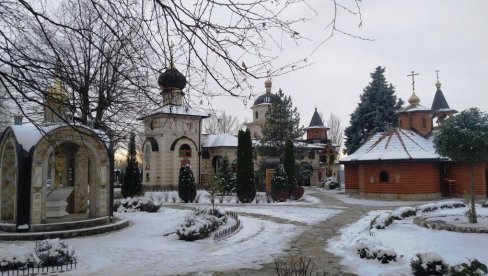 ČUDESNA SVETINJA UKRAJ GRADA ORLOVIĆA PAVLA: Manastir Lešje - na temeljima bogomolje iz 14. veka, o kojoj zapisi postoje i u Hilandaru ČUDESNA SVETINJA UKRAJ GRADA ORLOVIĆA PAVLA: Manastir Lešje - na temeljima bogomolje iz 14. veka, o kojoj zapisi postoje i u Hilandaru
