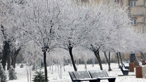 TEMPERATURA PADA ZA 15 STEPENI: Ovo je dan kad stiže preokret, Srbija će biti pod uticajem snažnog ciklona