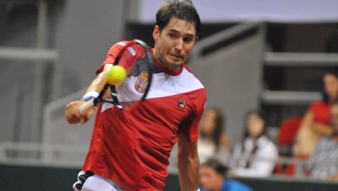 БОЗОЉАЦ УЗ ДУШАНА: Наш тенисер Лајовић, 120. на свету, за новог тренера избарао некадашњег репрезентативца Србије