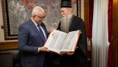 MANDIĆ UGOSTIO JOANIKIJA: Mitropolita upoznao sa dinamikom rada u parlamentu MANDIĆ UGOSTIO JOANIKIJA: Mitropolita upoznao sa dinamikom rada u parlamentu