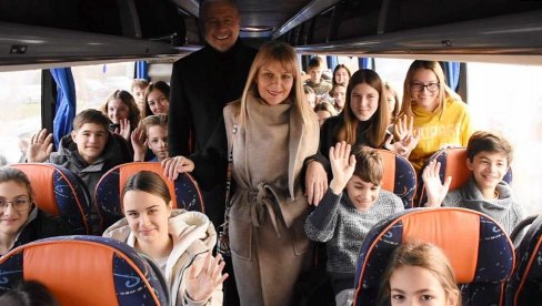 ZIMOVANJE ZA NAJBOLJE UČENIKE U VALJEVU: Đaci besplatno na Divčibarama ZIMOVANJE ZA NAJBOLJE UČENIKE U VALJEVU: Đaci besplatno na Divčibarama
