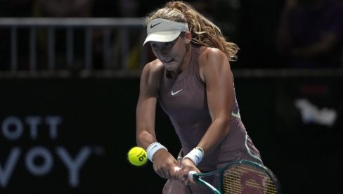 OVO NIKO ŽIV NIJE OČEKIVAO: Evo šta je Ruskinja uradila na Australijan openu OVO NIKO ŽIV NIJE OČEKIVAO: Evo šta je Ruskinja uradila na Australijan openu